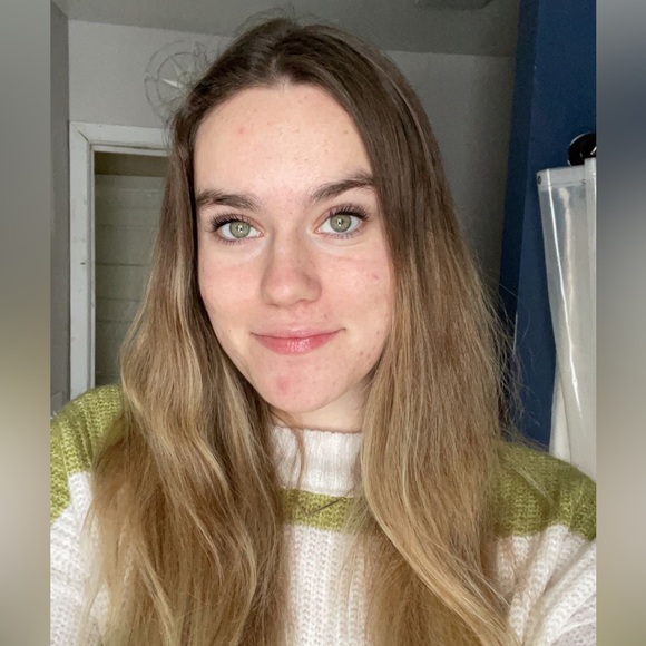 Meet your Posher, Lola - Picture 4 of 4